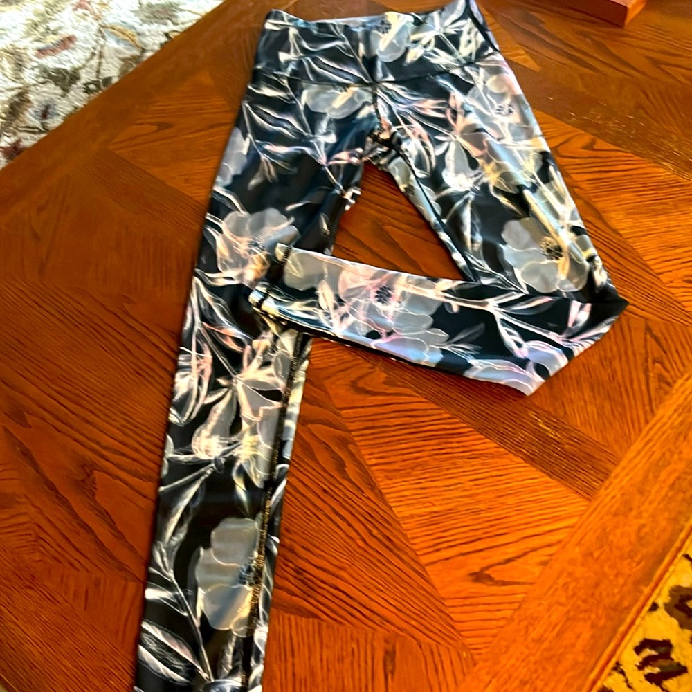 PLAYGROUND LEGGINGS!! size small with really cool print.